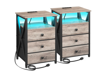 End Table with USB Port and Outlet HET053LGY